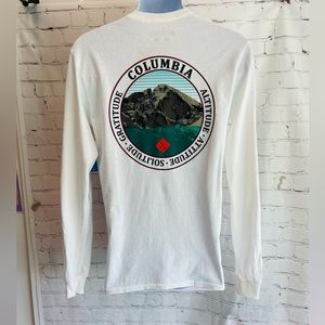 NWT Columbia Long Sleeve Graphic T-Shirt White Size Small